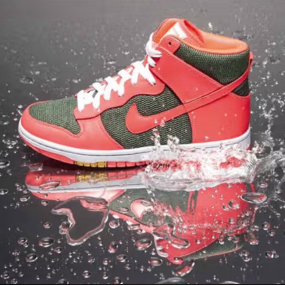 Maharam x Nike Women’s Dunk High Skinny Premium 'Seaweed Solar Red' size 7.5 - Picture 2 of 7